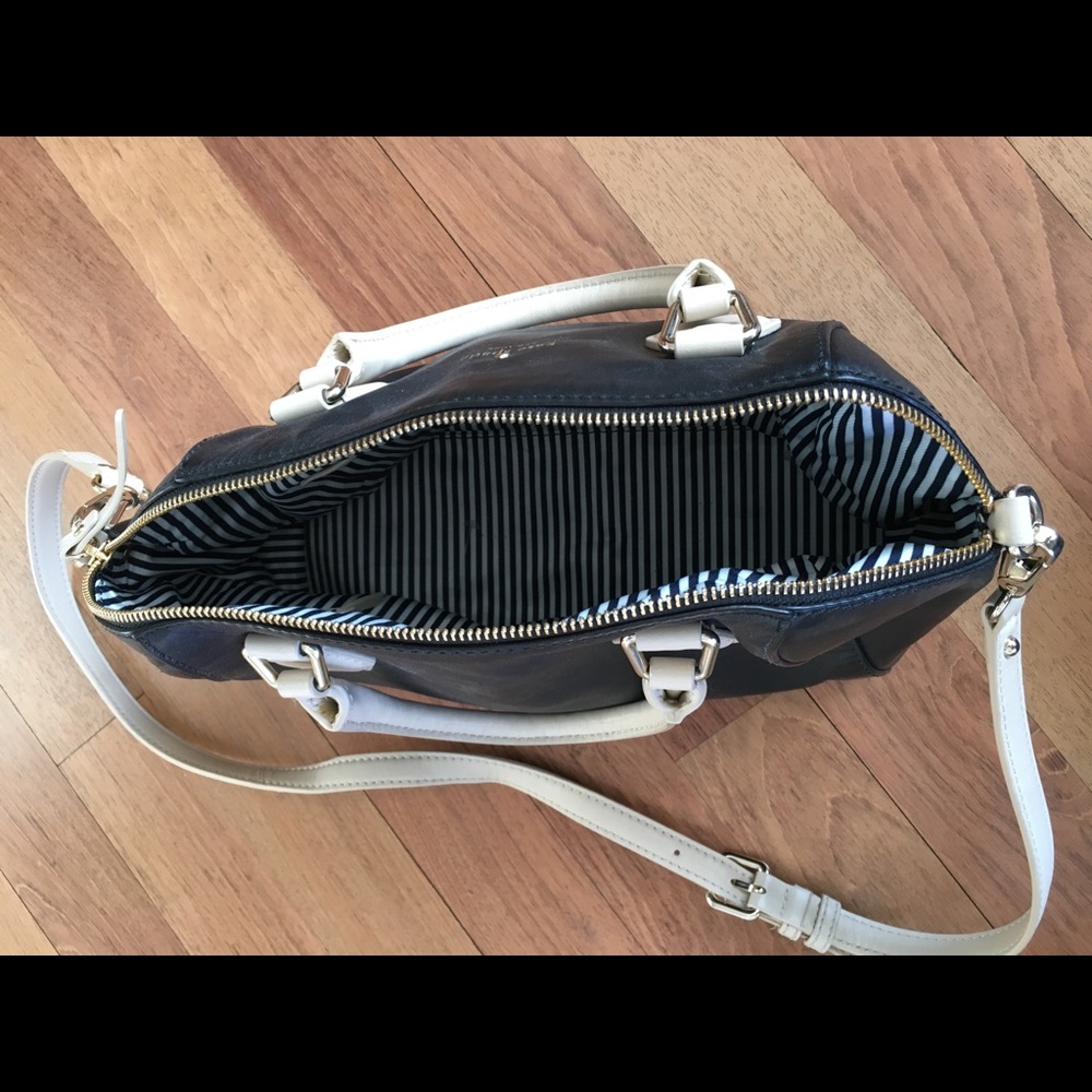 Kate Spade Bag - Picture 2 of 2